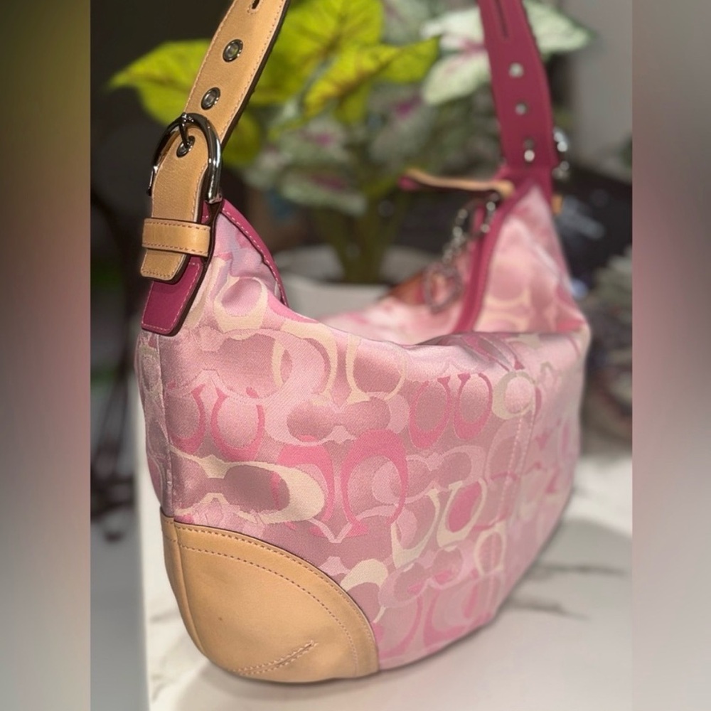 Coach Signature Pink Optic C Hobo Bag #1851 💎 - Picture 3 of 7